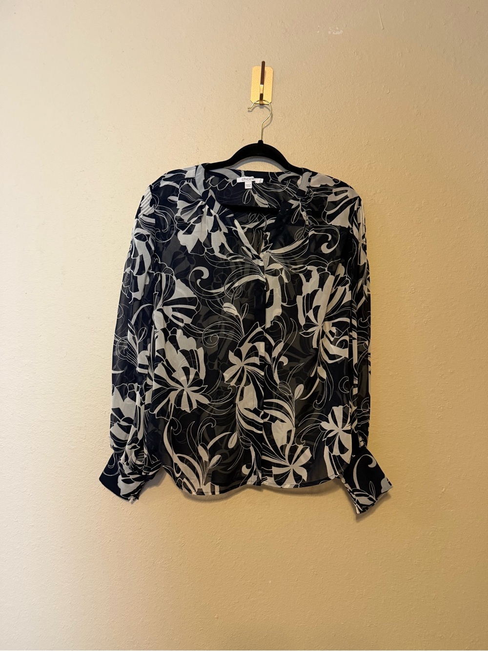 Chico's Floral Sheer V Neck Button Front Black and White Size 12